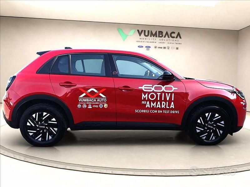 Occasion Fiat 600 Red 61 kW (84 ch) 2023 Rouge SUV
