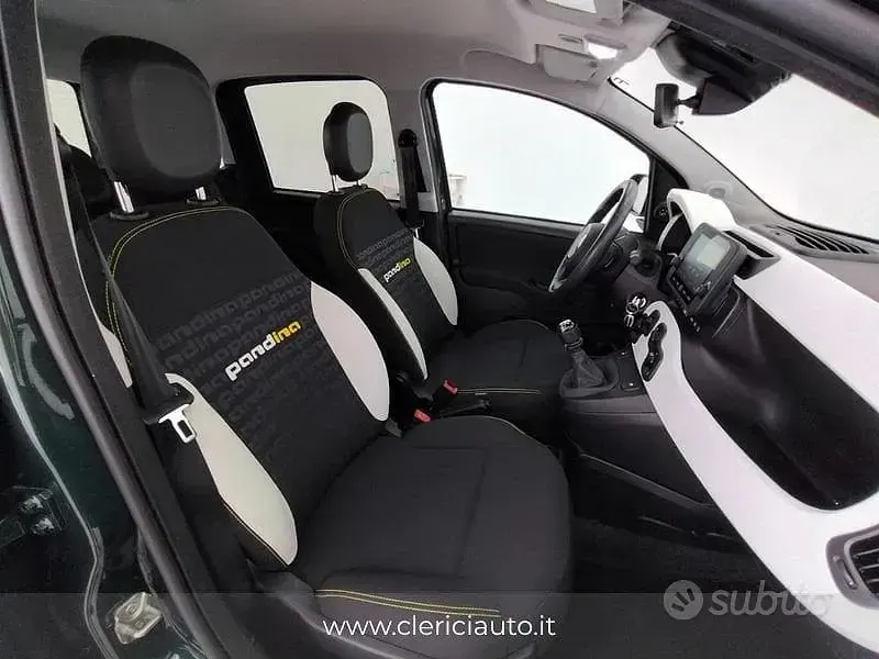 Usata Fiat Panda Cross Cross 65 CV (47 kW) 2026 Verde Utilitaria