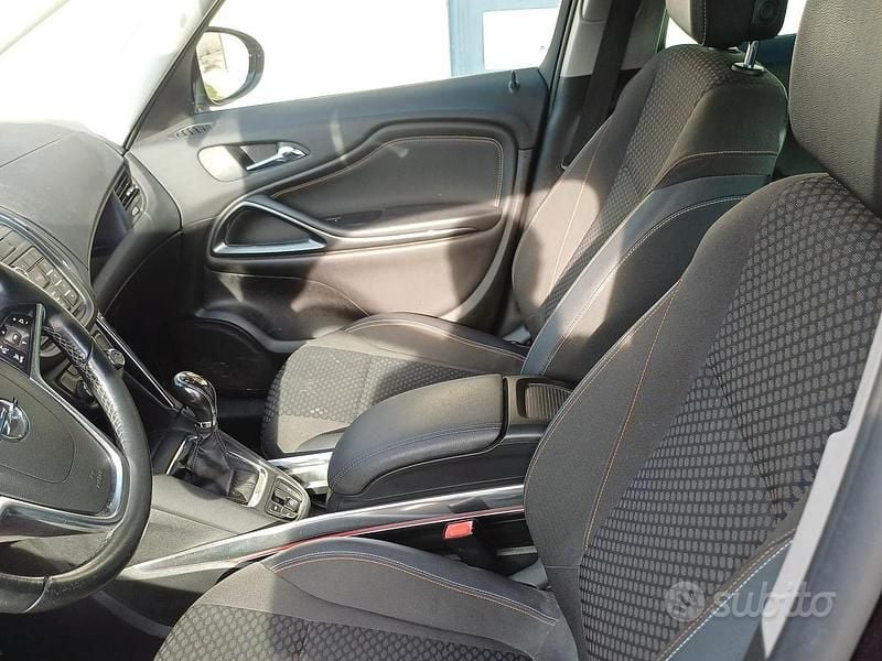 Usata Opel Zafira 136 CV (100 kW) 2016 Marrone Monovolume