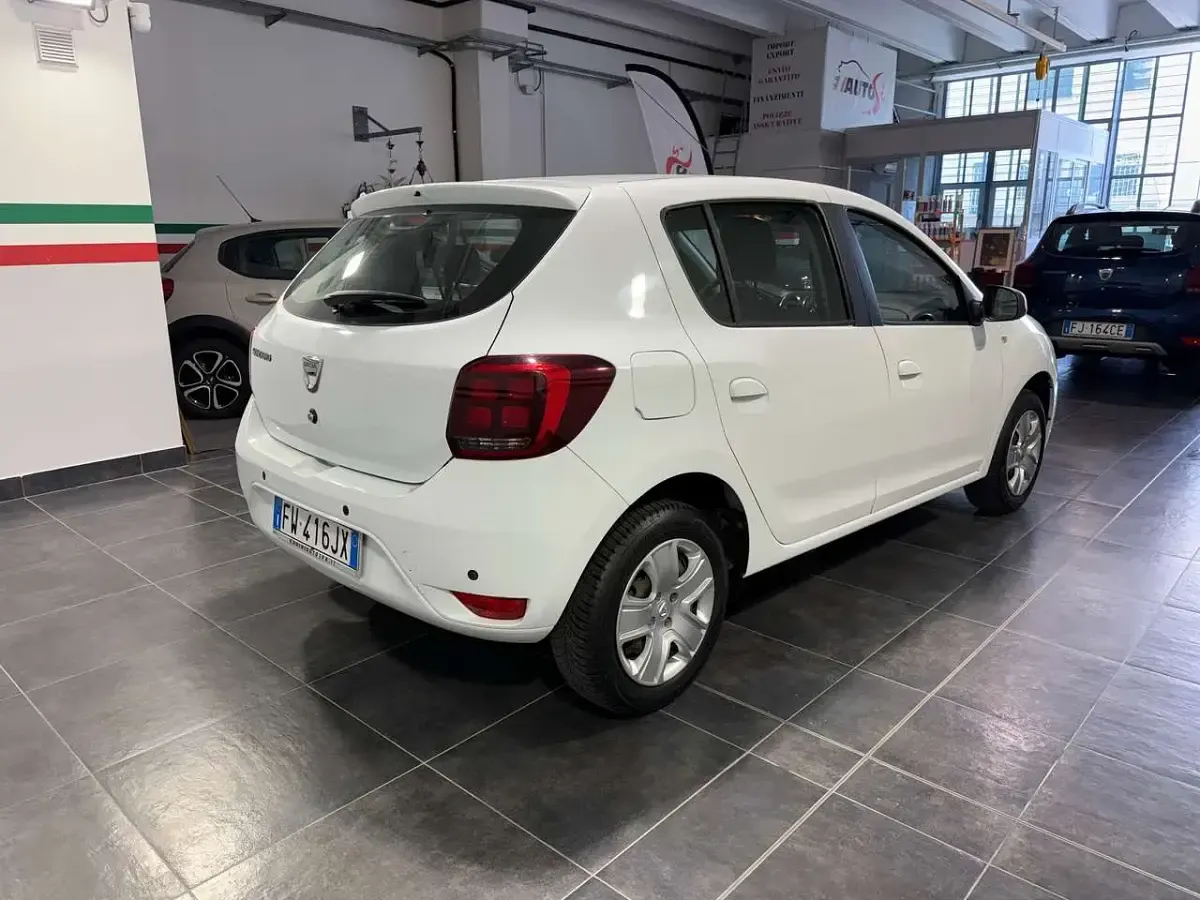 Usata Dacia Sandero 73 CV (53 kW) 2019 Bianco Berlina
