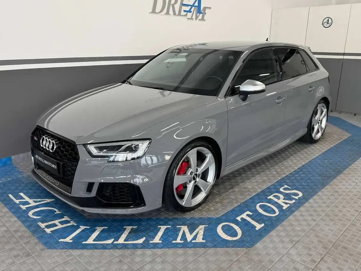 Usata Audi RS3 Ambiente 400 CV (294 kW) 2019 Grigio Berlina