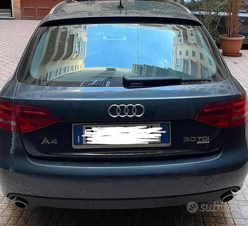 Usata Audi A4 239 CV (175 kW) 2009 Blu Station wagon