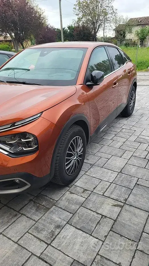 Usata Citroën C4 Shine 131 CV (96 kW) 2020 Marrone Berlina