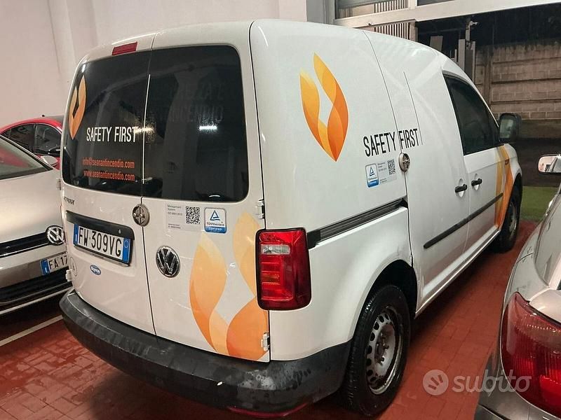 Usata VW Caddy Trendline 102 CV (75 kW) 2019 Bianco Monovolume