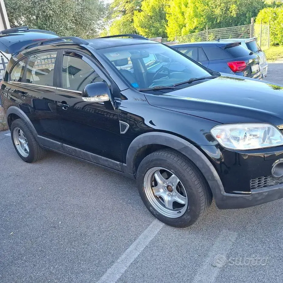 Usata Chevrolet Captiva 150 CV (110 kW) 2007 Nero SUV
