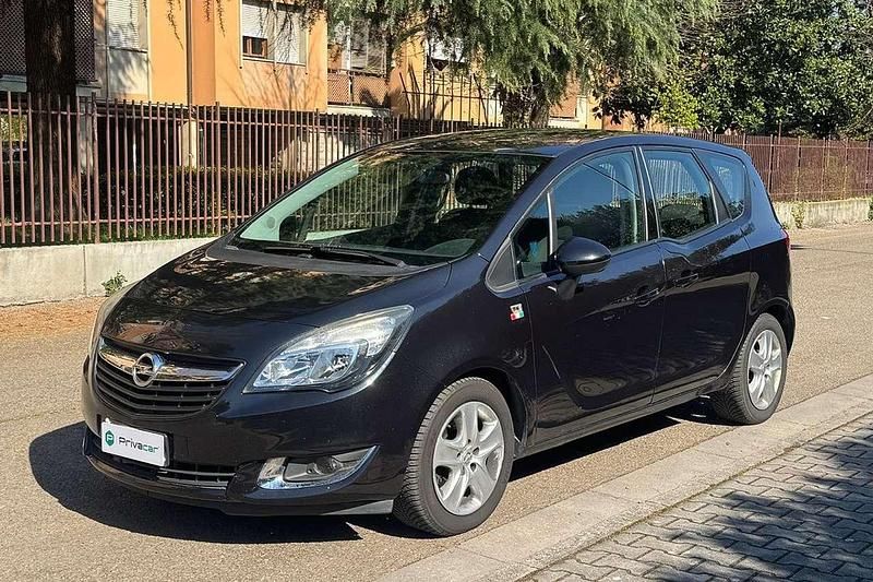 Usata Opel Meriva Cosmo 95 CV (69 kW) 2016 Nero Monovolume