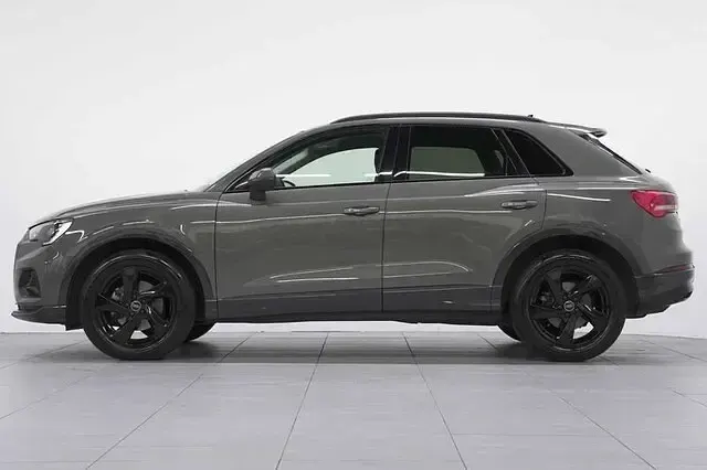 Usata Audi Q3 Advanced Plus 150 CV (110 kW) 2023 Grigio chronos metallizzato SUV