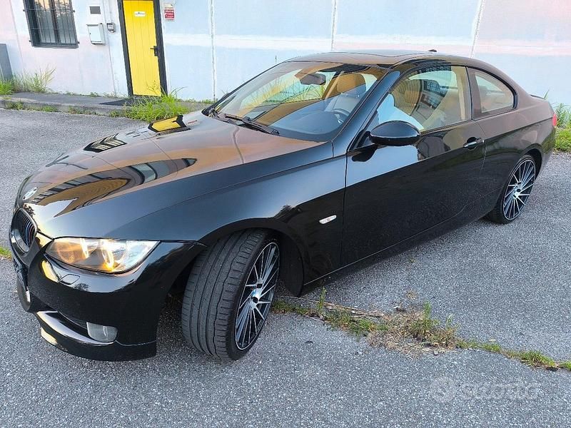 Usata BMW 330 231 CV (169 kW) 2009 Nero Coupé