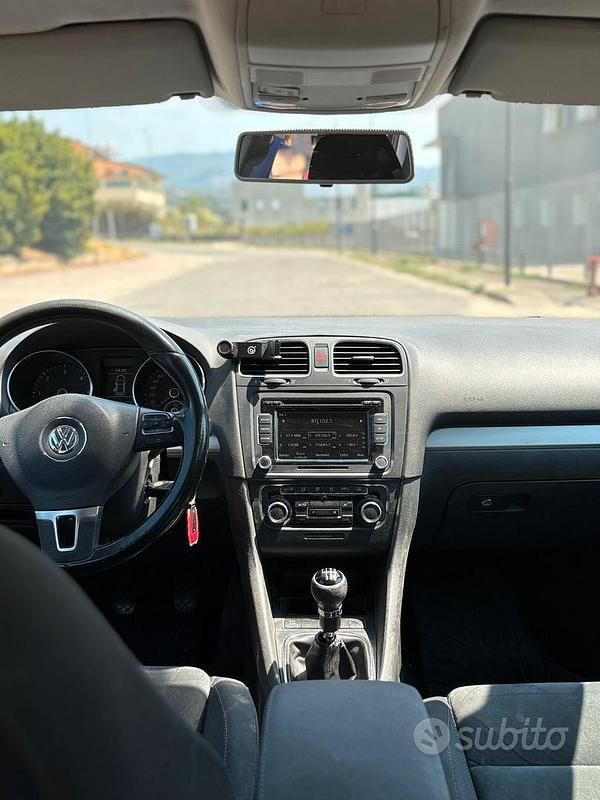 Usata VW Golf VI 110 CV (80 kW) 2009 Nero Utilitaria