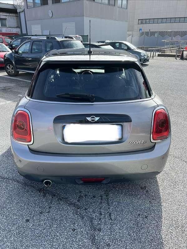 Usata Mini Cooper D 116 CV (85 kW) 2018 Utilitaria