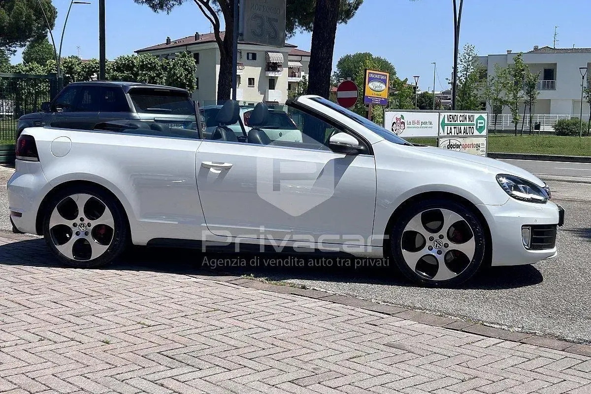 Usata VW Golf Cabriolet GTI 211 CV (155 kW) 2013 Bianco Cabrio