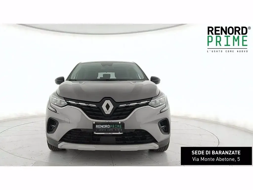 Usata Renault Captur Intens 160 CV (117 kW) 2022 Grigio scuro SUV