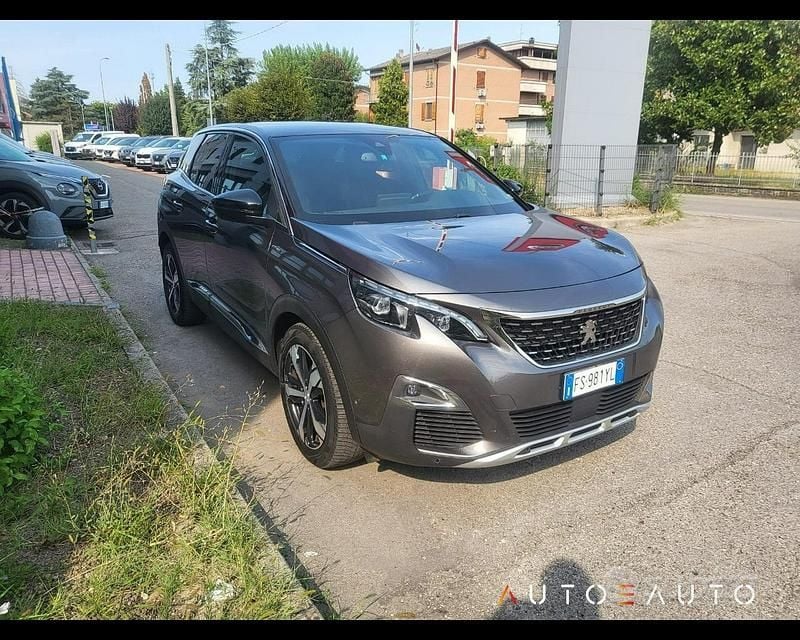 Usata Peugeot 3008 GT-line 131 CV (96 kW) 2019 Grigio SUV