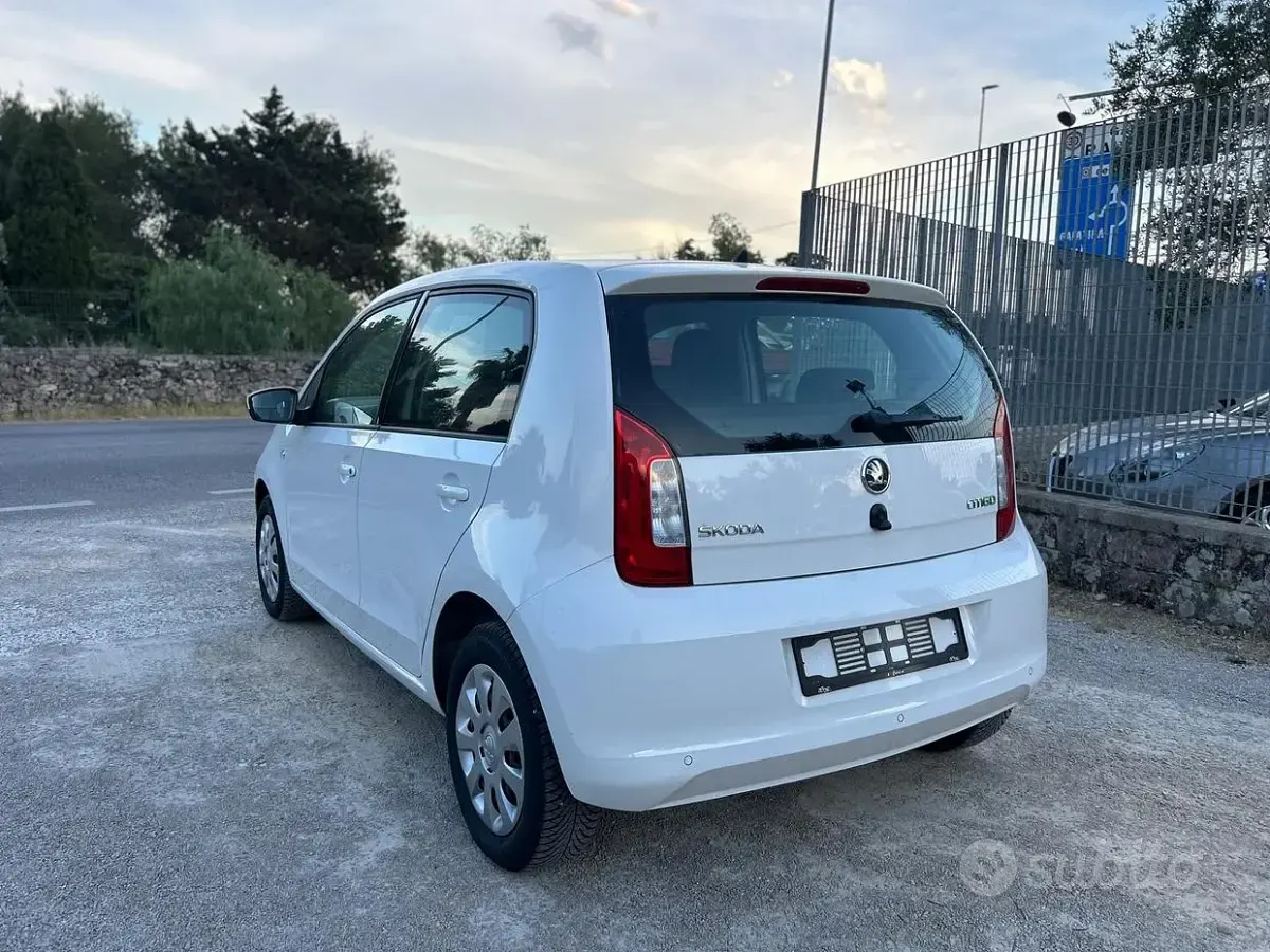 Usata Skoda Citigo Ambition 68 CV (50 kW) 2013 Bianco Utilitaria