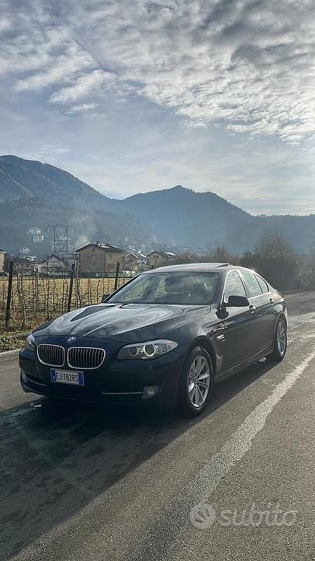 Usata BMW 535 306 CV (225 kW) 2011 Blu Berlina