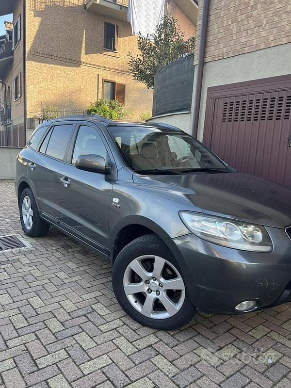 Usata Hyundai Santa Fe 155 CV (114 kW) 2007 Grigio SUV