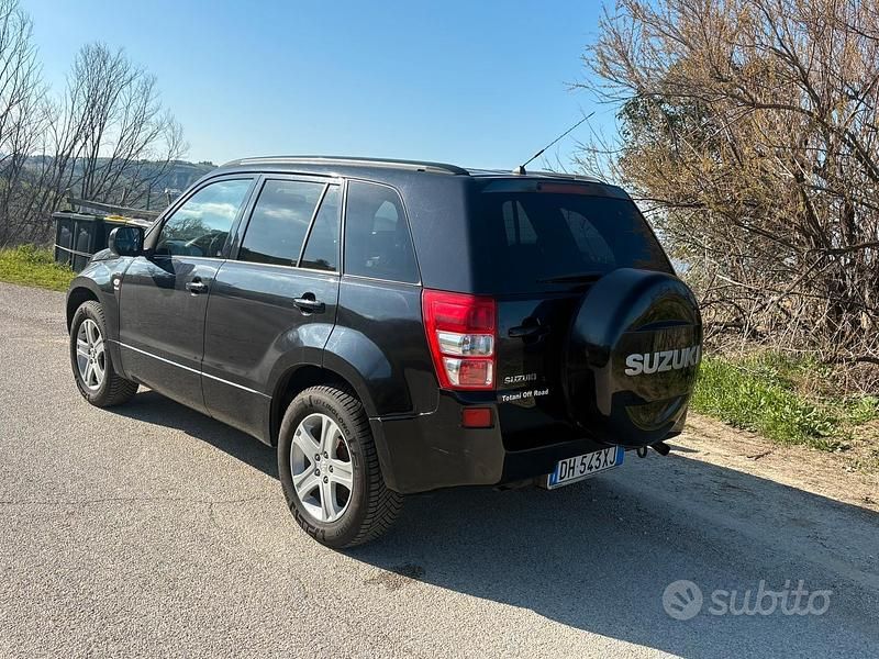 Usata Suzuki Grand Vitara 129 CV (94 kW) 2008 Nero SUV