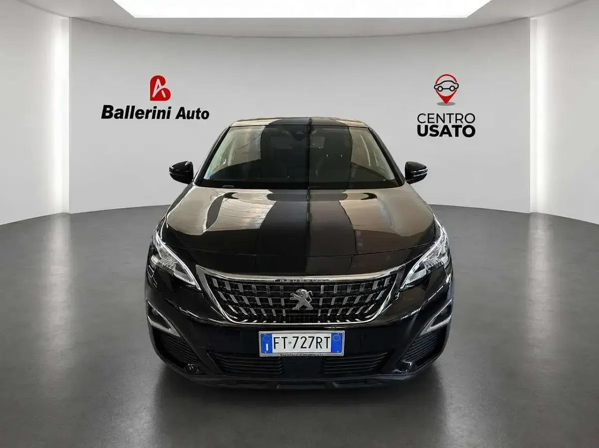 Usata Peugeot 3008 Business-Line 131 CV (96 kW) 2019 Nero SUV