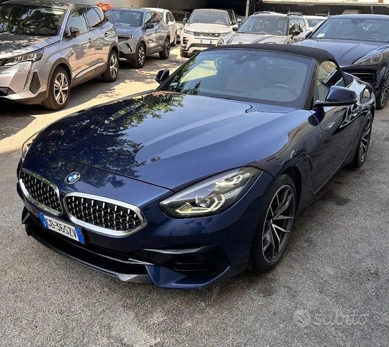 Usata BMW Z4 Sport Line 197 CV (144 kW) 2021 Blu metallizzato Cabrio