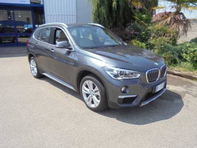 Grigio Usata 2017 BMW X1 xLine SUV | 19.900 € (Buon prezzo) - Immagine 1/4