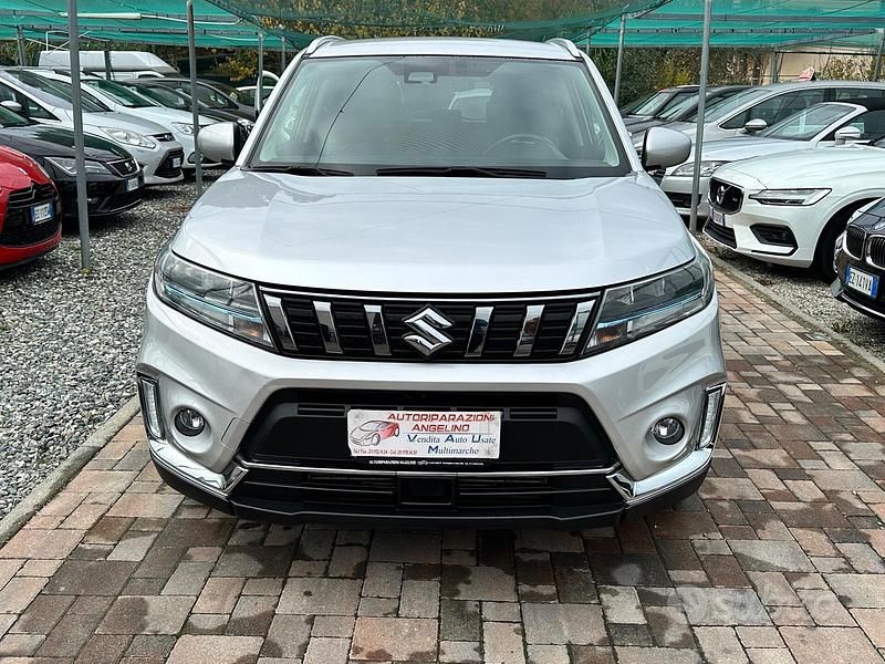 Second-hand Suzuki Vitara 129 CP (94 kW) 2020 Gri SUV