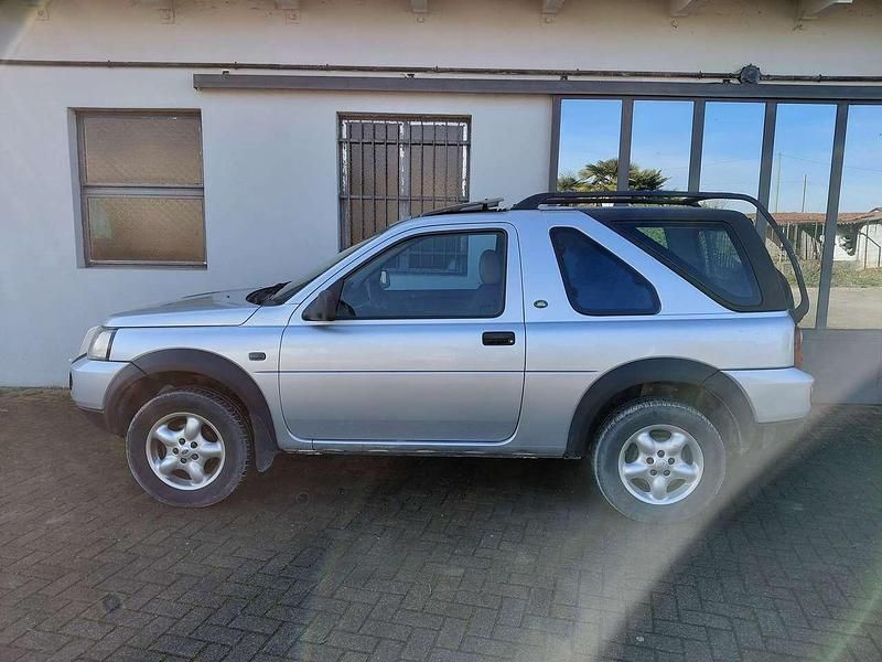 Usata Land Rover Freelander 2 111 CV (81 kW) 2006 Argento SUV