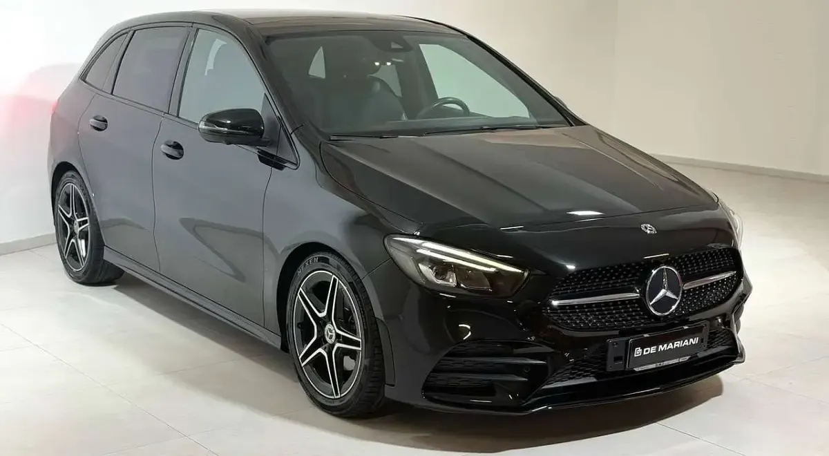 Usata Mercedes B200 Premium 150 CV (110 kW) 2019 Nero Utilitaria