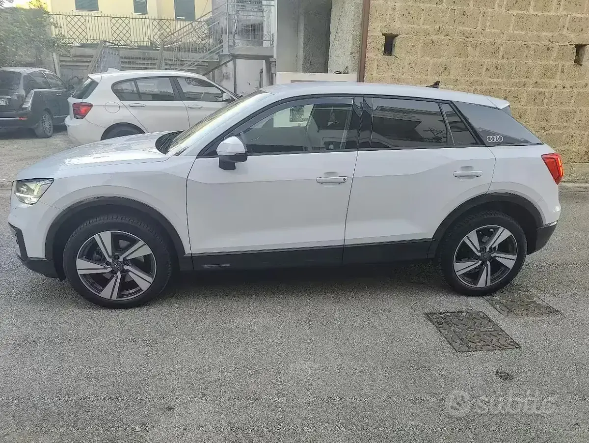 Usata Audi Q2 Admired 116 CV (85 kW) 2018 Bianco SUV