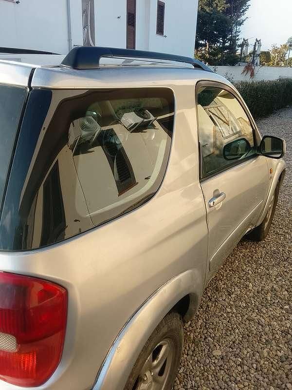 Usata Toyota RAV4 116 CV (85 kW) 2002 SUV