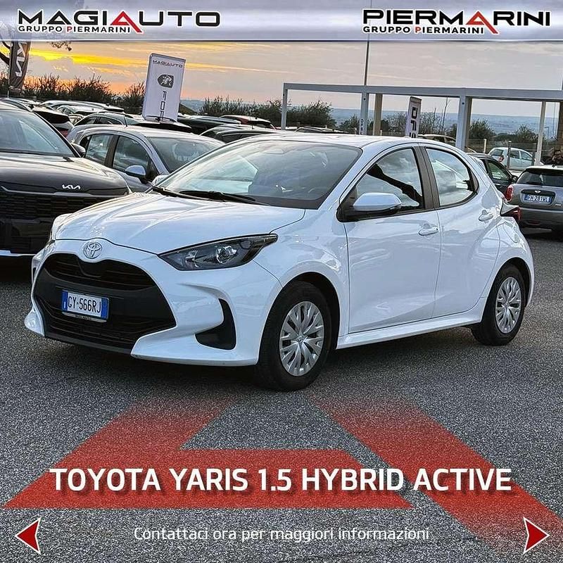 Usata Toyota Yaris Hybrid Active 116 CV (85 kW) 2025 Bianco Berlina