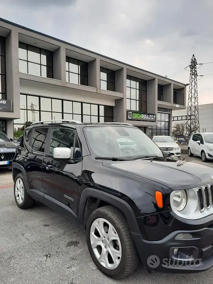 Usata Jeep Renegade Limited 140 CV (102 kW) 2015 Nero SUV