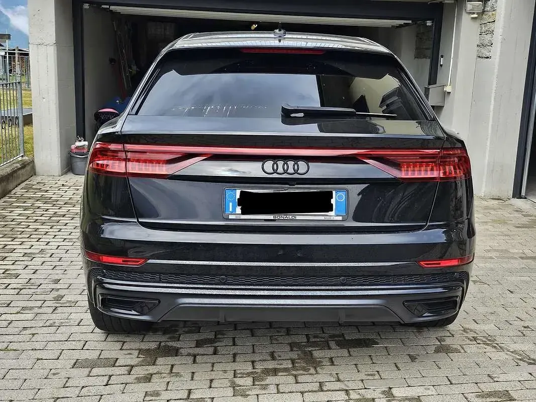 Usata Audi Q8 Sport 231 CV (169 kW) 2020 SUV