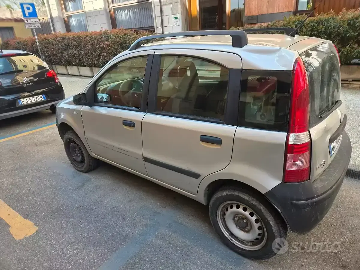 Usata Fiat Panda 4x4 69 CV (50 kW) 2007 Grigio Utilitaria