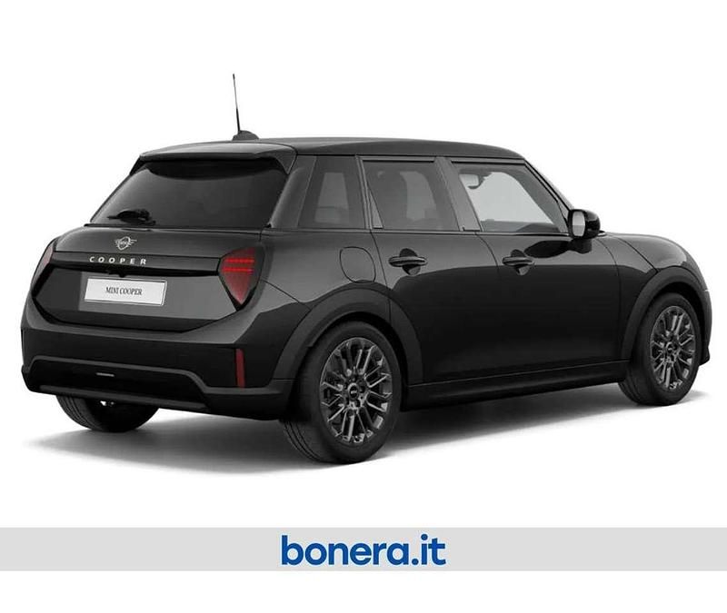 Nuova Mini Cooper 114 kW (156 CV) 2026 Midnight black ii Utilitaria