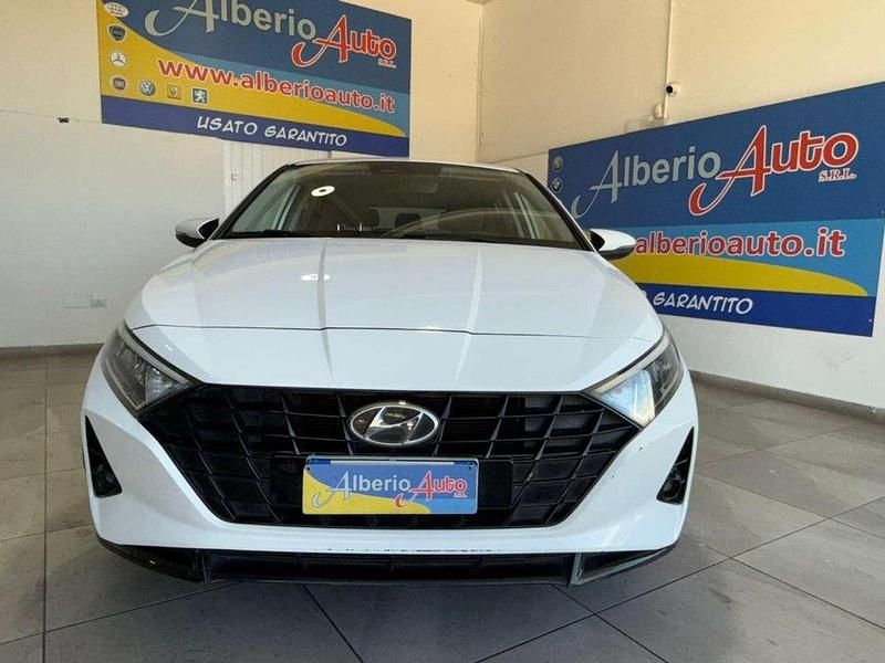 Usata Hyundai i20 84 CV (61 kW) 2022 Bianco Berlina