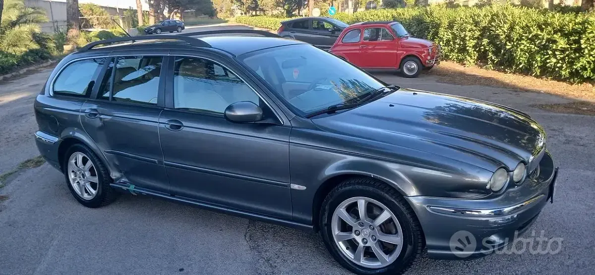 Usata Jaguar X-type Executive 130 CV (95 kW) 2004 Grigio Station wagon