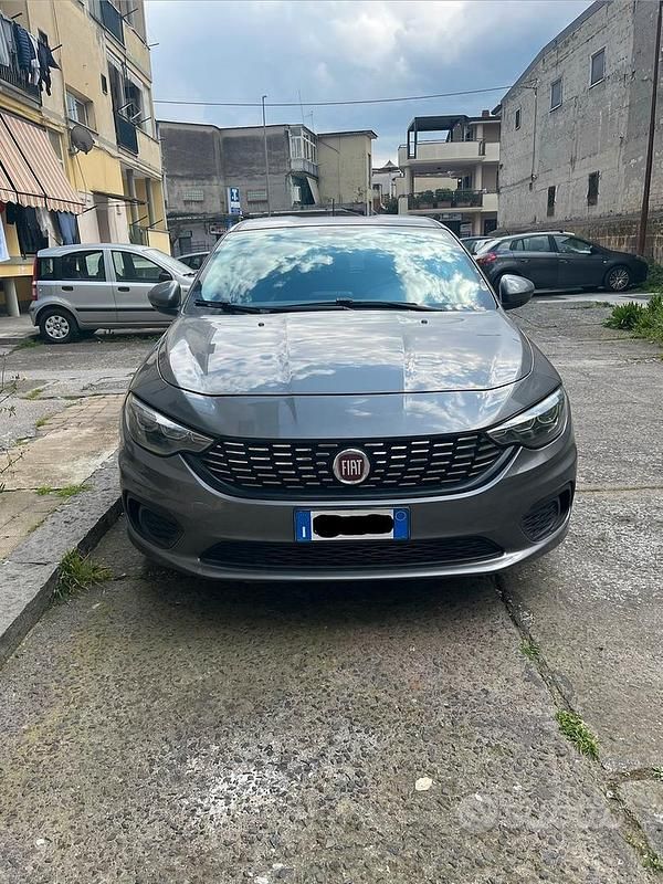 Usata Fiat Tipo 95 CV (69 kW) 2019 Grigio Monovolume