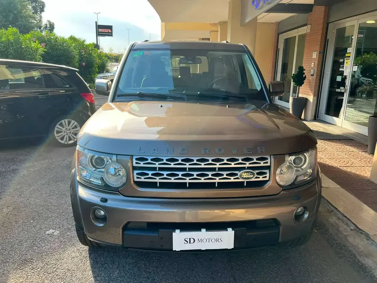 Usata Land Rover Discovery 4 HSE 245 CV (180 kW) 2011 Bronzo SUV