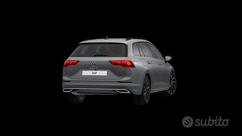 Usata VW Golf VIII Style 116 CV (85 kW) 2022 Grigio Station wagon