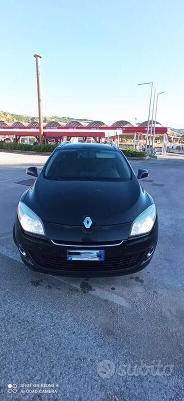 Usata Renault Mégane GrandTour 110 CV (80 kW) 2012 Nero Station wagon