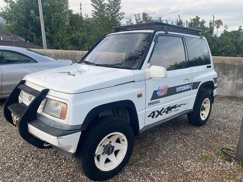 Grigio Usata 1991 Suzuki Vitara Station wagon | 6800 € - Immagine 1/4