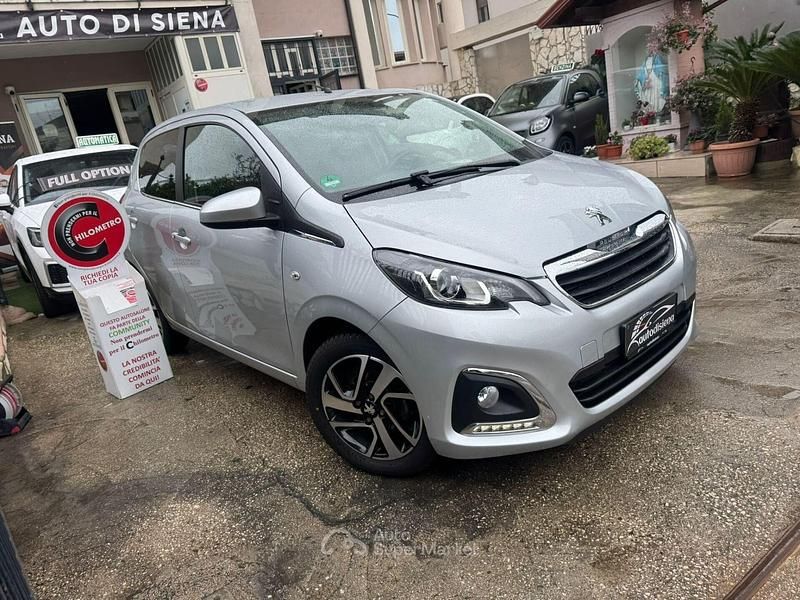 Usata Peugeot 108 Allure 72 CV (52 kW) 2021 Gray Berlina