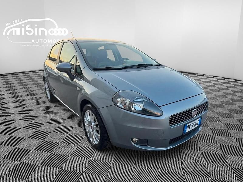 Usata Fiat Punto Active 59 CV (43 kW) 2009 Grigio Utilitaria