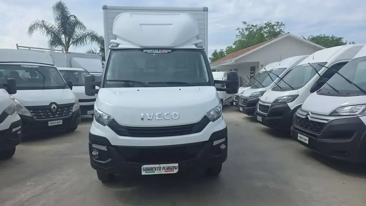 Usata Iveco Daily 140 CV (102 kW) 2019 Bianco Furgone