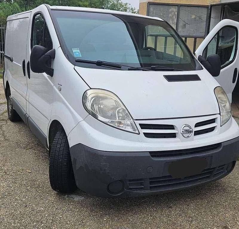 Usata Nissan Primastar 114 CV (83 kW) 2010 Bianco Monovolume