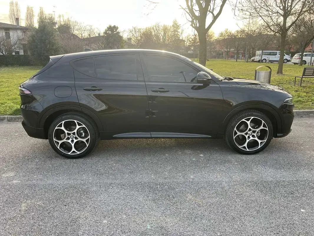 Usata Alfa Romeo Tonale Veloce 131 CV (96 kW) 2024 SUV