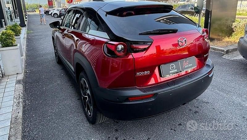 Usata Mazda MX30 Makoto 2024 Rosso SUV