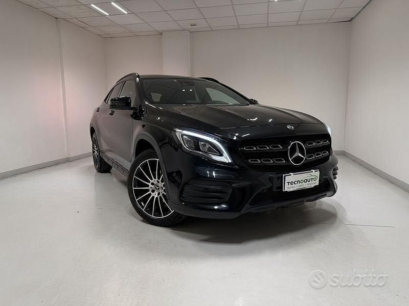 Usata Mercedes GLA200 Premium 156 CV (114 kW) 2018 Nero SUV