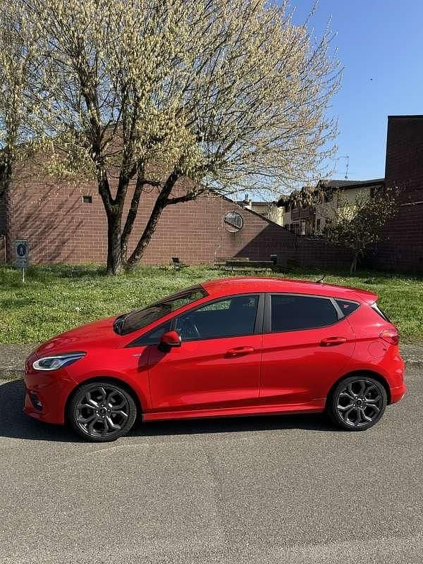 Usata Ford Fiesta ST-Line 101 CV (74 kW) 2019 Rosso Utilitaria