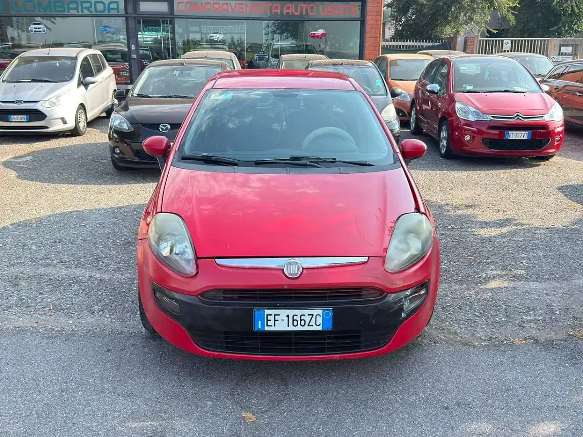 Usata Fiat Punto Evo Dynamic 69 CV (50 kW) 2011 Rosso Utilitaria